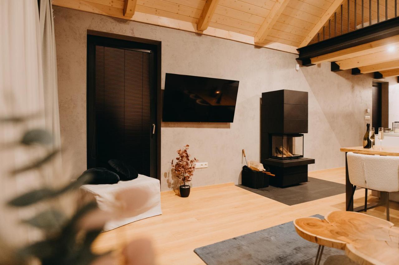 Skri Chalets Липтовски-Микулаш Экстерьер фото